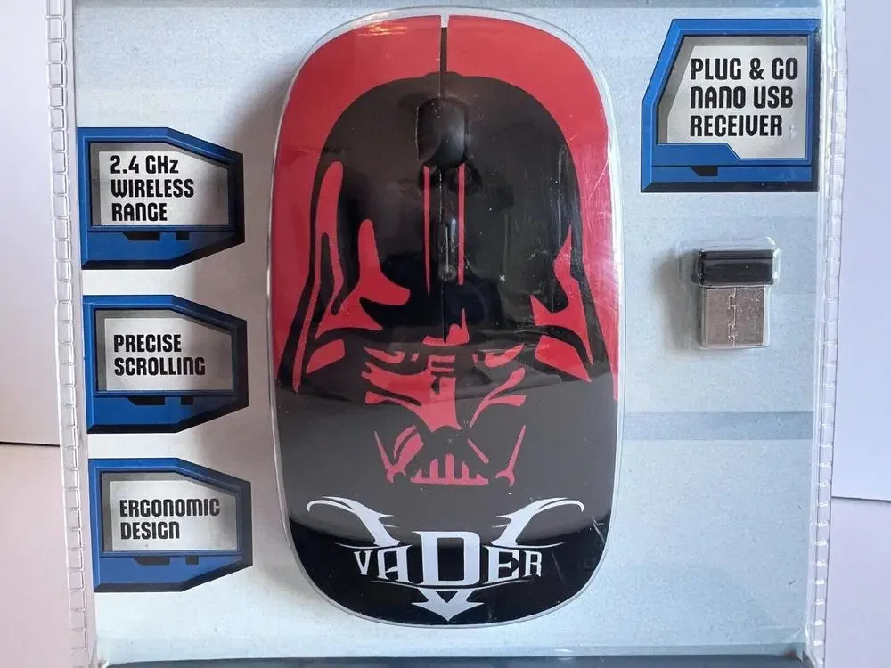 NEW In Box JAZWARES STAR WARS DARTH VADER WIRELESS OPTICAL USB MOUSE RARE 2012